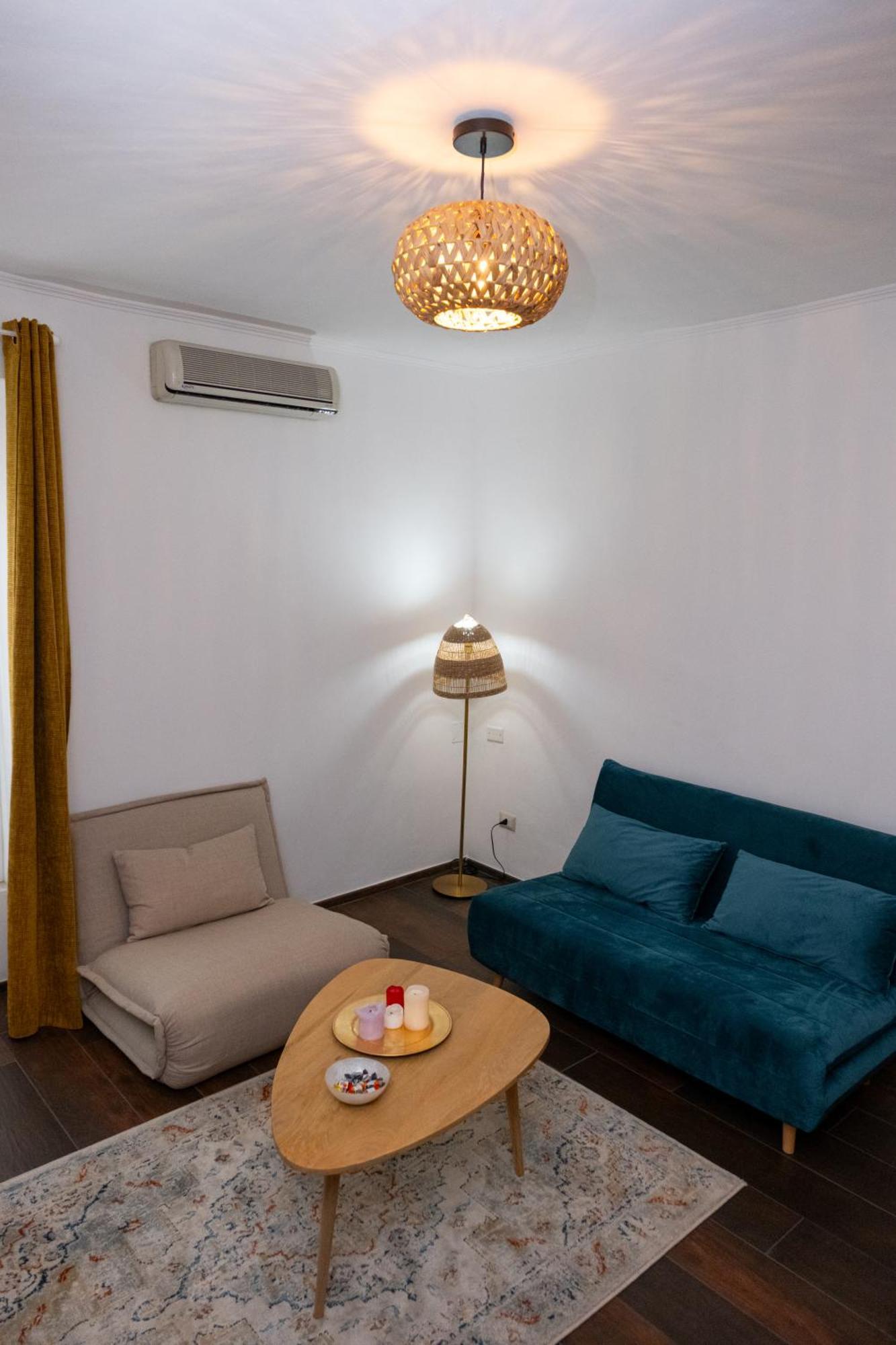 Borgo E Apartment