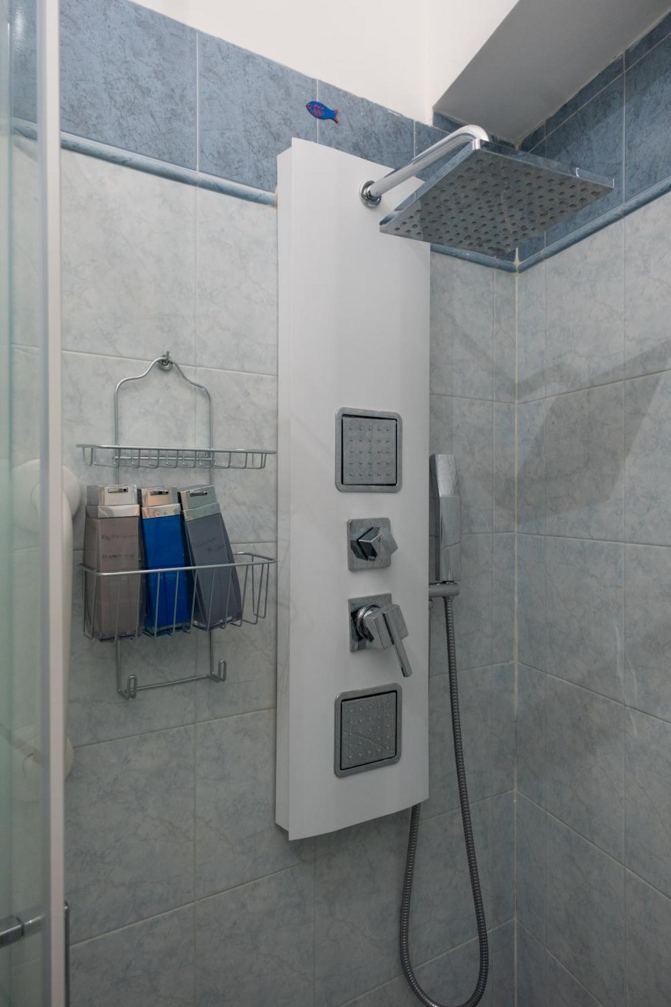 Borgo E Apartment *